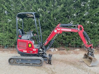1.7t Digger Hire Clyde, Alexandra, Cromwell – Central Otago